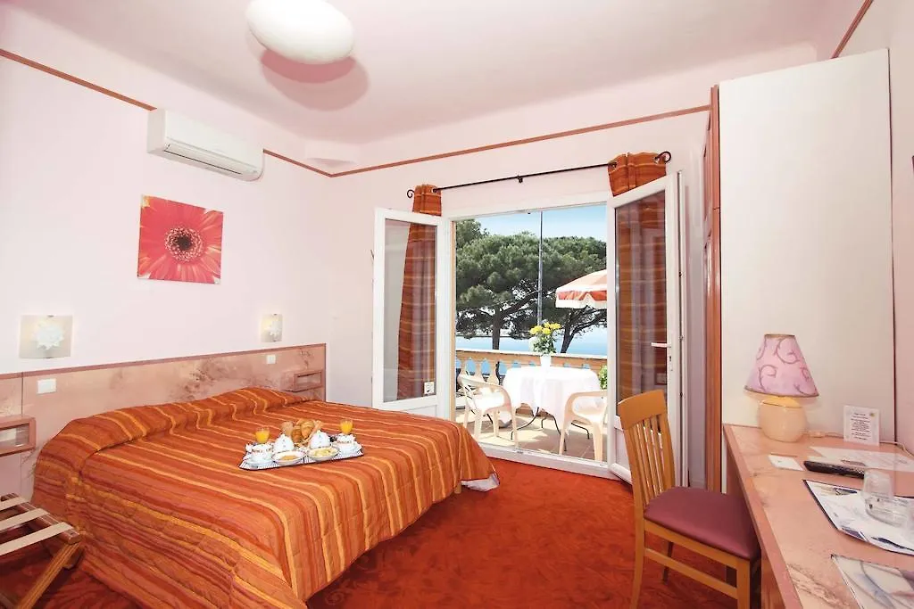 Logis Hotel Le Provencal Les Issambres 3*,  Frankrijk