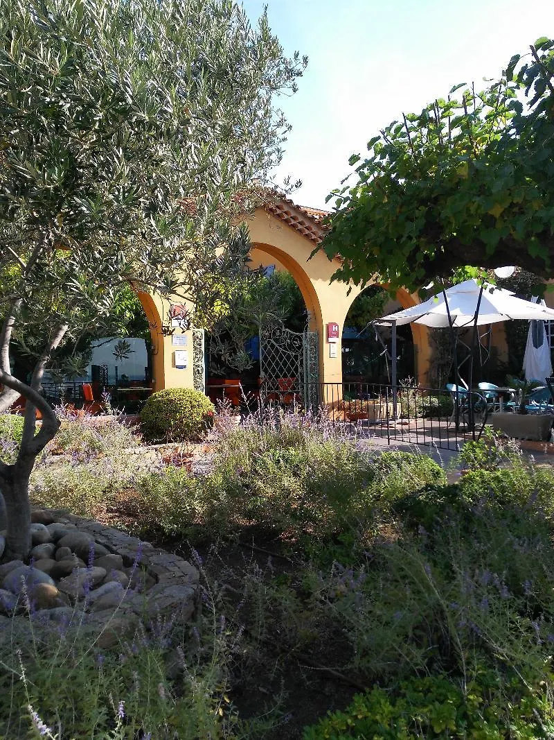 Logis Hotel Le Provencal Les Issambres