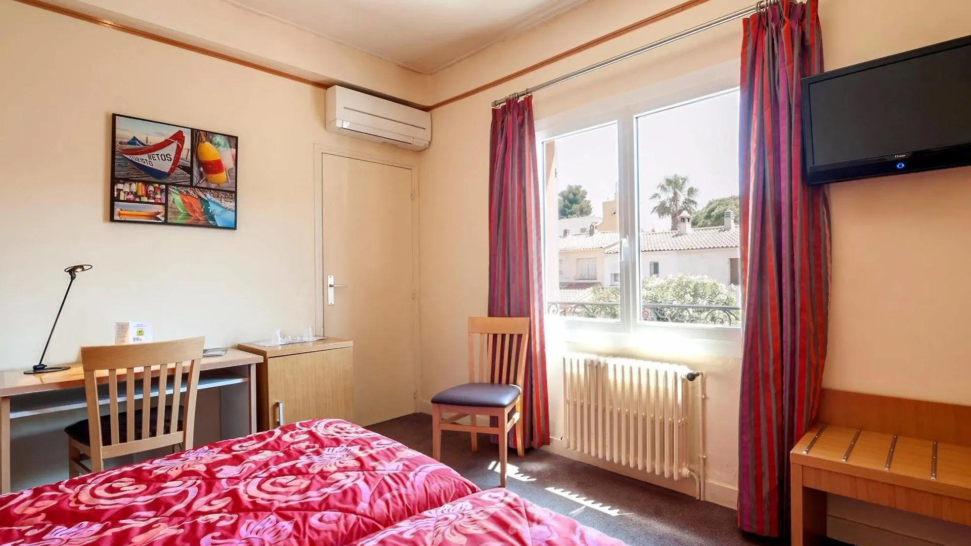 Logis Hotel Le Provencal Les Issambres