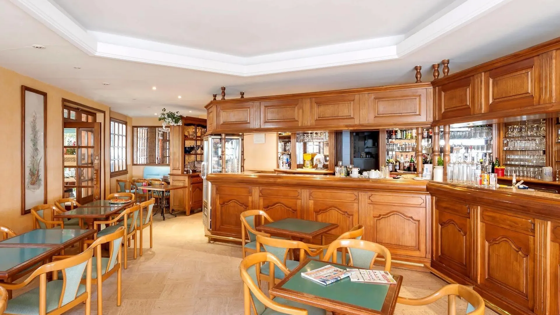 Logis Hotel Le Provencal Les Issambres